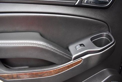 Used 2016 Chevrolet Tahoe LT image 12