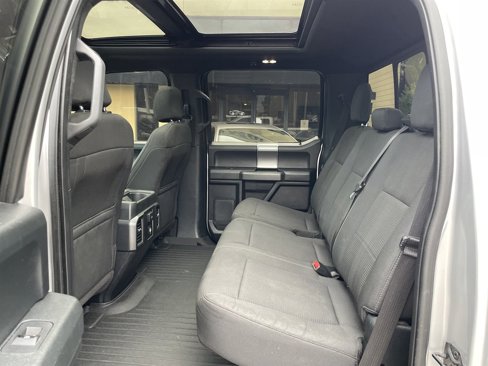 Used 2016 Ford F150 XLT w/ Equipment Group 302A Luxury image 21