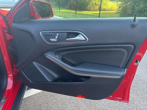 Used 2020 Mercedes-Benz GLA 250 image 7