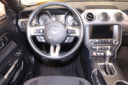 Certified 2019 Ford Mustang Coupe w/ Equipment Group 101A image 20