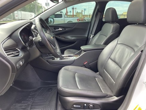 Used 2022 Chevrolet Malibu Premier image 8