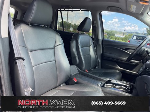 Used 2019 Honda Pilot Touring image 24