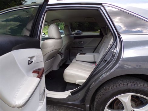 Used 2009 Toyota Venza Limited w/ Comfort Pkg image 25