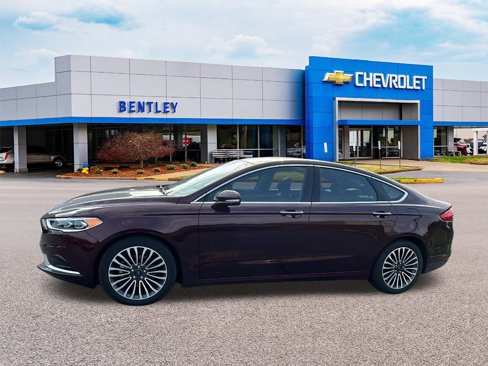 Used 2018 Ford Fusion SE w/ Fusion SE Technology Package image 3