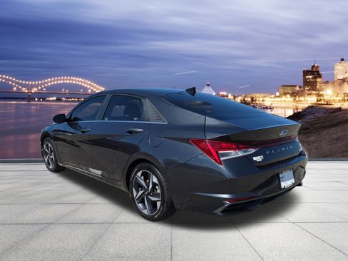Used 2021 Hyundai Elantra Limited w/ Cargo Package image 3