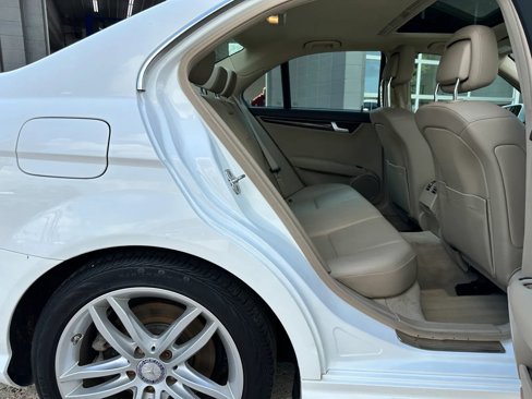 Used 2013 Mercedes-Benz C 300 4MATIC Sedan w/ Premium 1 Pkg image 17