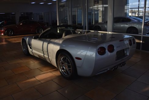 Used 2001 Chevrolet Corvette Convertible w/ Preferred Equipment Group2 image 6