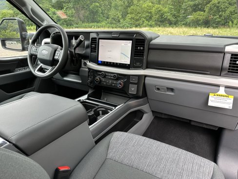 New 2025 Ford F350 XLT w/ Black Appearance Package image 51