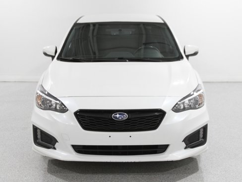 Used 2017 Subaru Impreza 2.0i Sport image 2