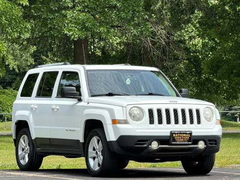 Used 2012 Jeep Patriot Limited w/ Sun/Sound Group image 2
