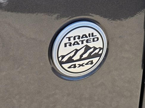 Used 2019 Jeep Wrangler Unlimited Sahara image 20