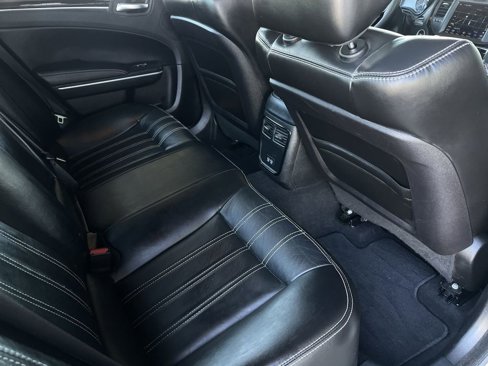 Used 2023 Chrysler 300 S image 26