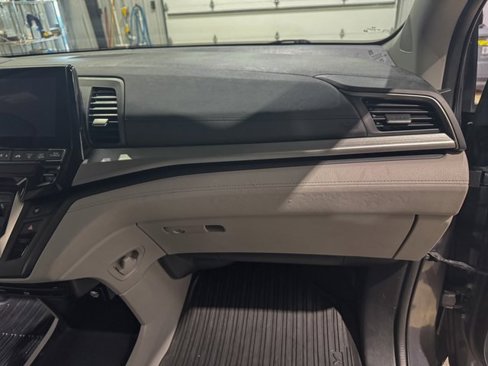 Used 2018 Honda Odyssey EX-L image 30