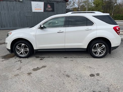 Used 2017 Chevrolet Equinox Premier image 8