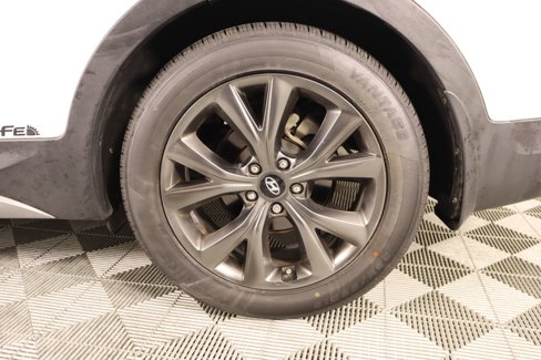 Used 2018 Hyundai Santa Fe Sport image 19