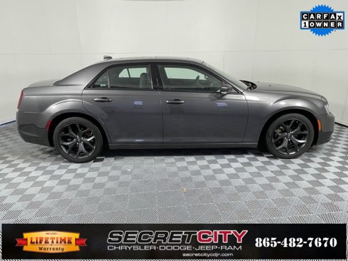 Used 2023 Chrysler 300 S image 8