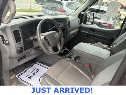 Used 2013 Nissan NV 3500 SV image 9