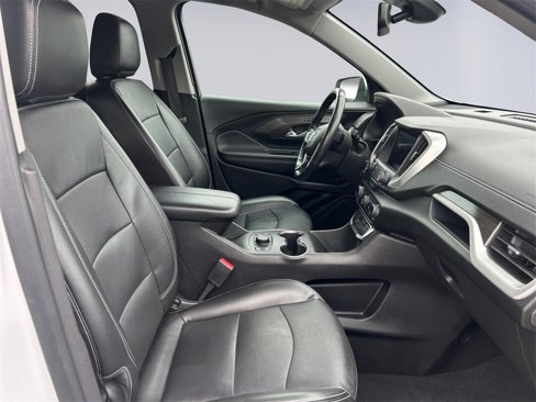 Used 2022 GMC Terrain SLT image 17