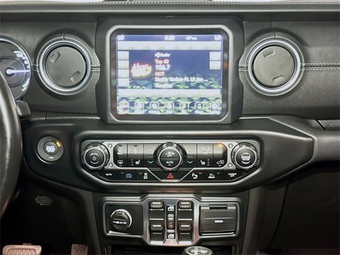 Certified 2021 Jeep Wrangler Unlimited Sahara w/ Cold Weather Group image 12