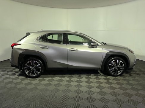 Used 2021 Lexus UX 200 image 9