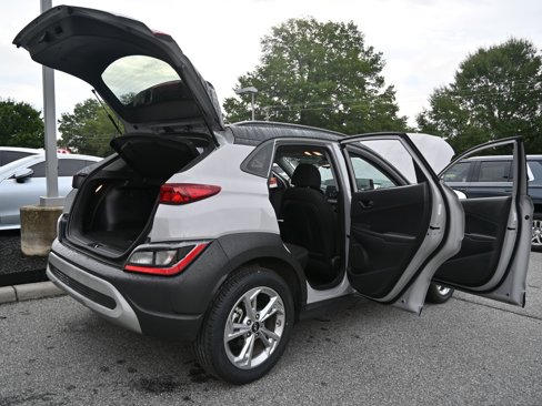 Used 2023 Hyundai Kona SEL w/ Cargo Package image 14