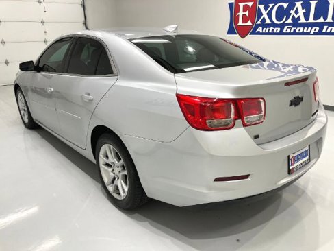 Used 2015 Chevrolet Malibu LT w/ Power Convenience Package image 23