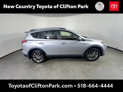 Used 2018 Toyota RAV4 Limited image 2