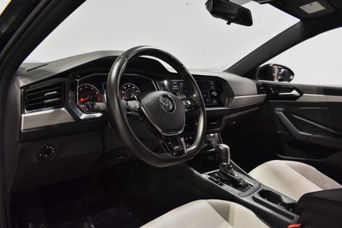 Used 2019 Volkswagen Jetta R-Line image 11