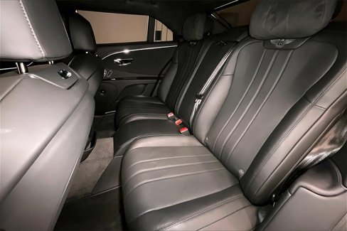 Used 2024 Bentley Flying Spur Azure image 27