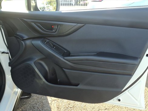 Used 2018 Subaru Crosstrek 2.0i Premium w/ Eyesight System image 11