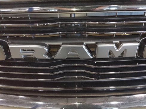 Used 2019 RAM 1500 Big Horn image 34