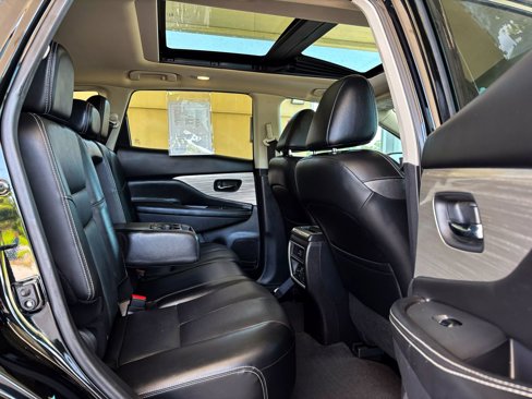 Used 2017 Nissan Murano SL w/ SL Technology Package image 17