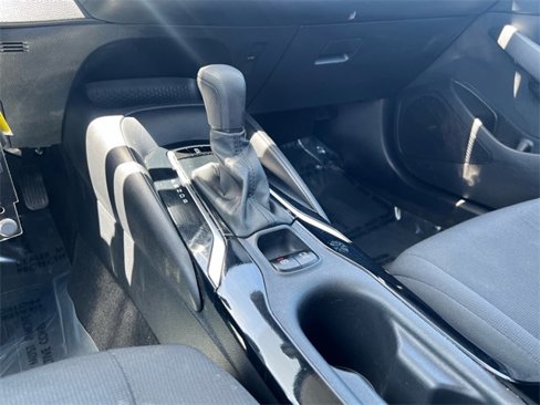 Used 2022 Toyota Corolla LE image 21