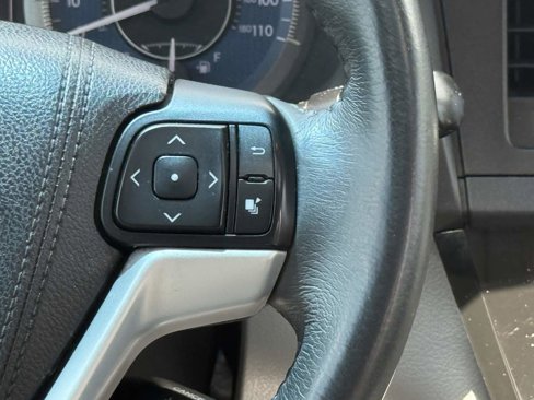 Used 2017 Toyota Sienna XLE image 29