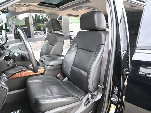 Used 2016 Chevrolet Suburban LTZ image 19