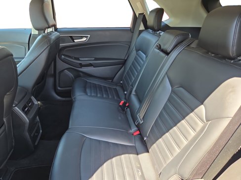 Certified 2024 Ford Edge SEL image 13
