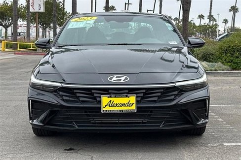 Used 2025 Hyundai Elantra Sport image 9