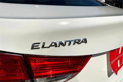 Used 2013 Hyundai Elantra GLS w/ Preferred Pkg image 8