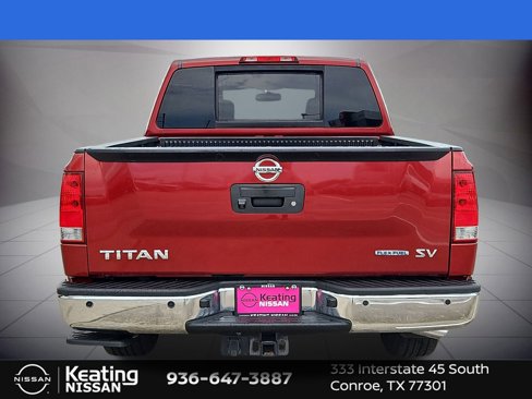 Used 2015 Nissan Titan SV w/ SV Value Truck Package image 4
