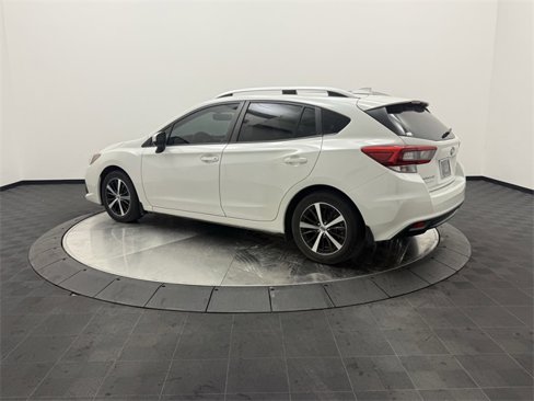 Used 2021 Subaru Impreza 2.0i Premium image 5