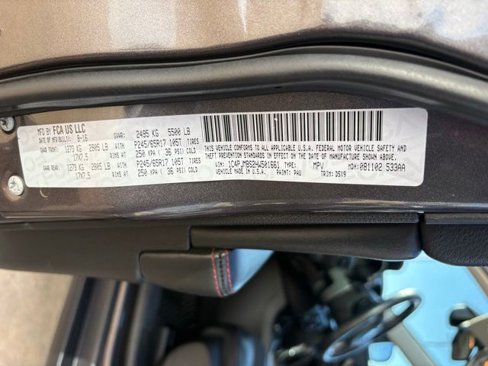 Used 2017 Jeep Cherokee Trailhawk w/ Comfort/Convenience Group image 26