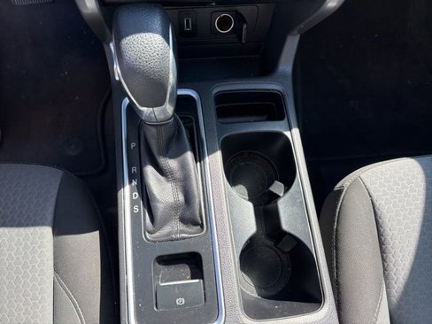 Used 2018 Ford Escape SE image 18