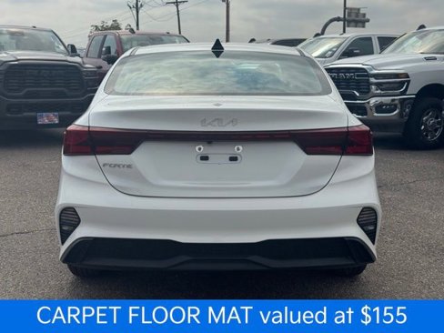 Used 2022 Kia Forte LXS image 4