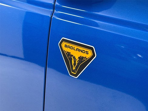 Used 2022 Ford Bronco Badlands image 36