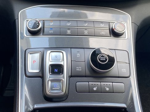 Used 2021 Hyundai Santa Fe SEL image 16