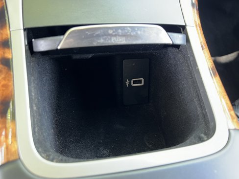 Used 2017 Lincoln MKX Reserve image 26