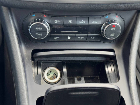 Used 2015 Mercedes-Benz CLA 250 4MATIC image 10