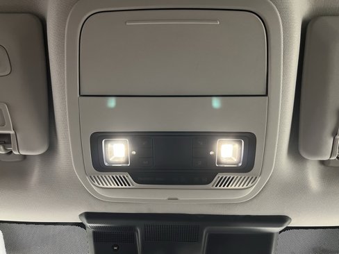 Used 2021 Ford Mustang Mach-E Select image 9