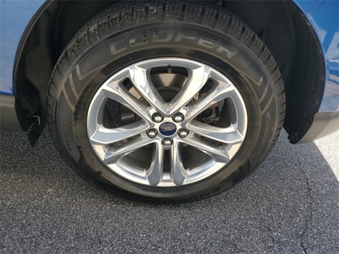 Used 2018 Ford Edge SEL w/ Equipment Group 201A image 33