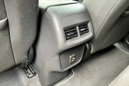 Certified 2021 Chevrolet Equinox LT image 31